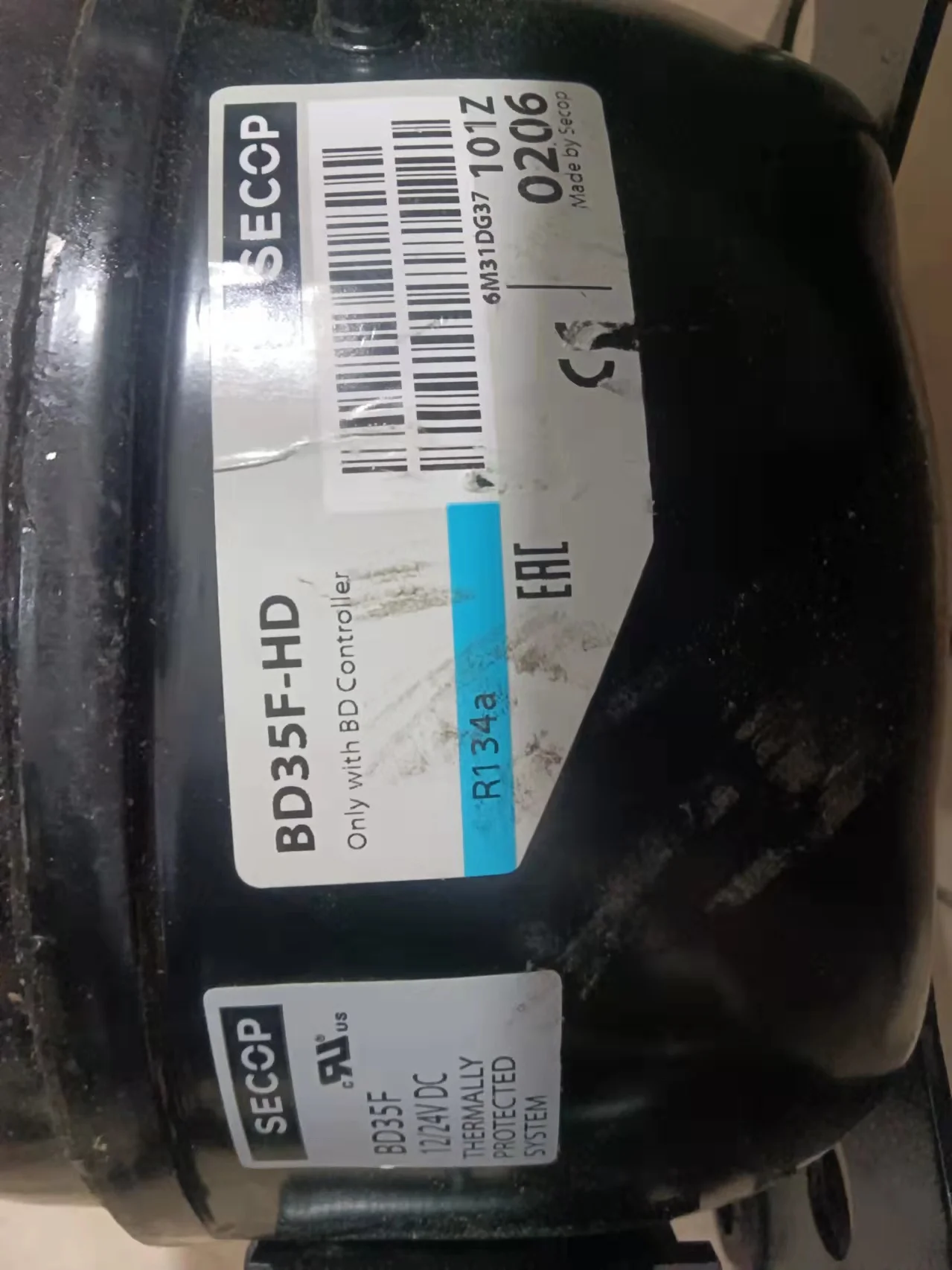 SECOP Danfoss DC12/24V DC Variable Frequency Compressor BD1.4F-VSD.2 BD35F-HD - Image 2